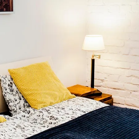 Kurkowa Gamahome Cozy アパート *